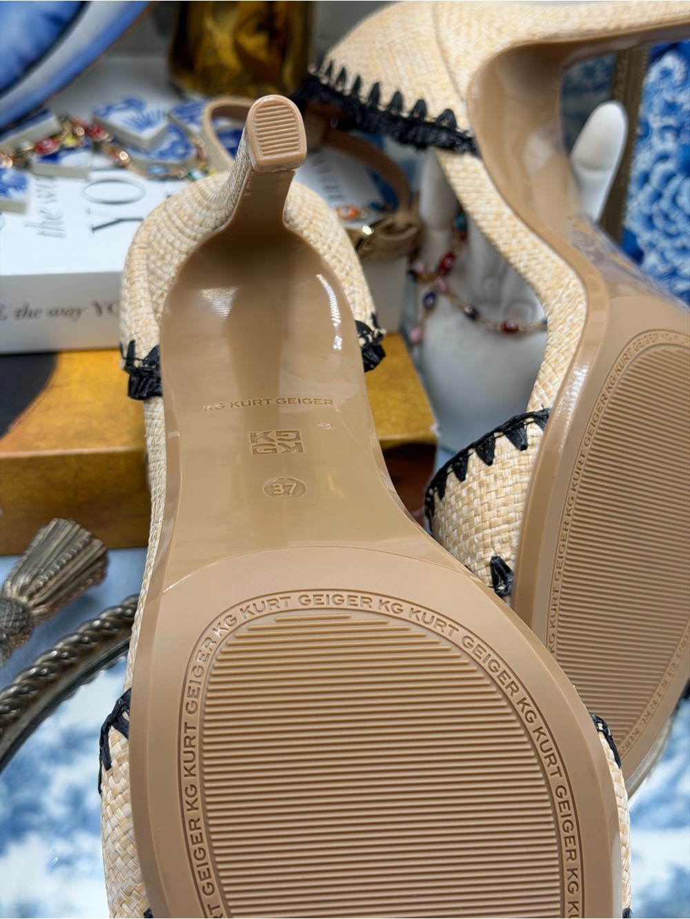 🆕 KG KURT GEIGER 🧿 NWOB Robbie Bow-Embellished Raffia High Heel, Sz 37 US 7 - Picture 15 of 15